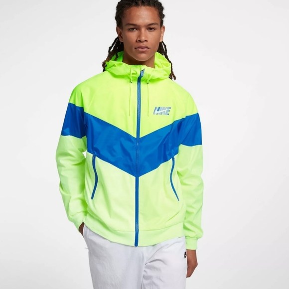 nike sportswear windbreaker jacket